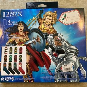 SEALED NEW Justice League 12 days of socks Superman Wonder Woman Aquaman…